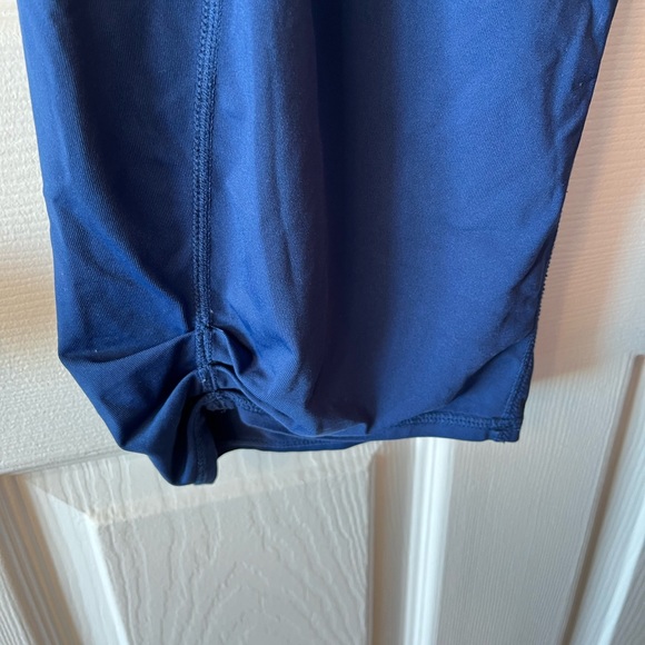 Lululemon Ruched Hem Cropped Pant sz 2 - Picture 4 of 7